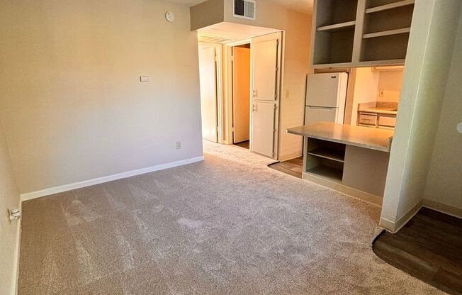 1 bed, 1 bath, $1,325, Unit 35