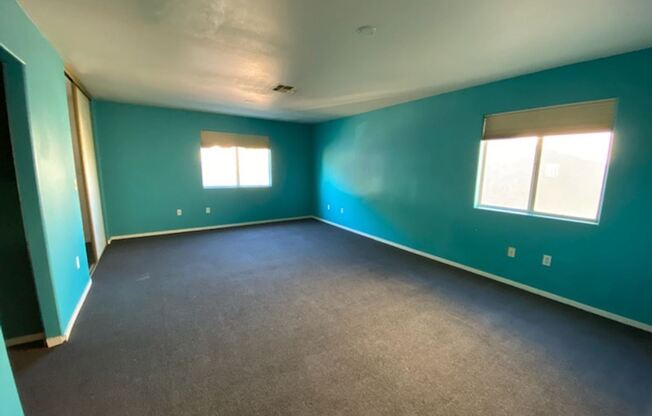 5633 Ritter Lane