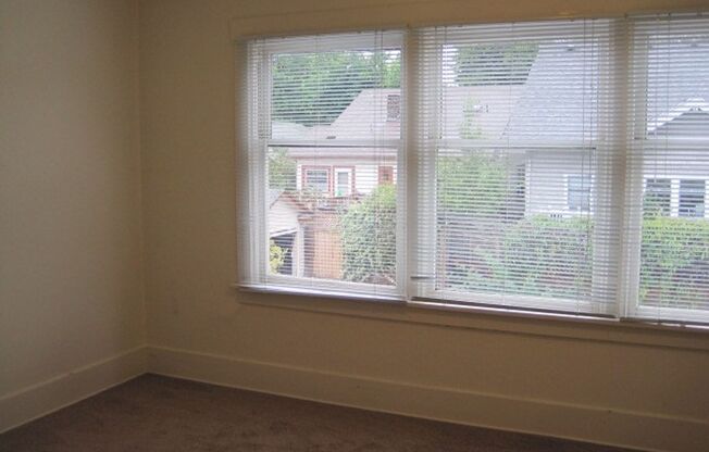 Live in Wallingford and Be Close to Everything!