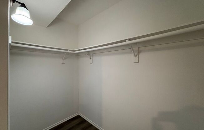 2 beds, 2 baths, 1,150 sqft, $2,148, Unit 112
