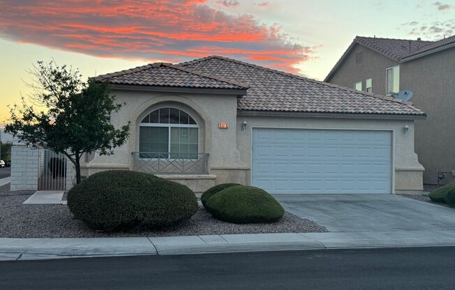 4-bedroom home, 4th bedroom is large, 3cg