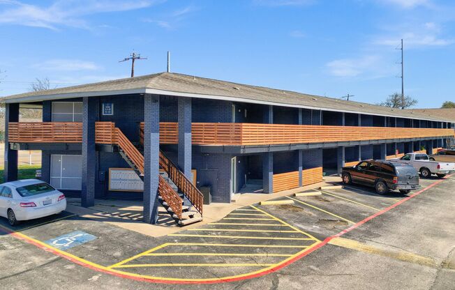 Crestridge Apartments