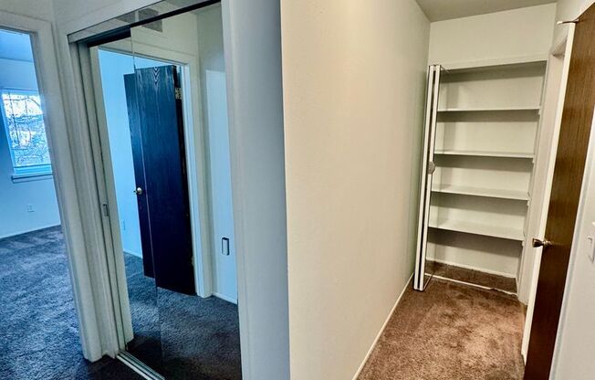 1 bed, 1 bath, 750 sqft, $1,145, Unit 713