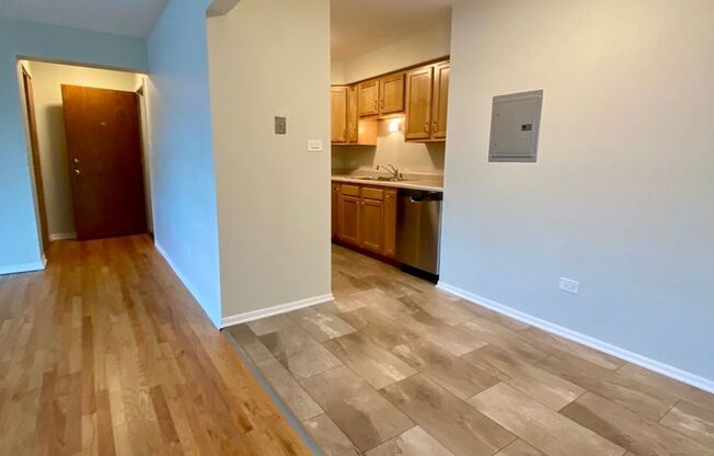 152 Walton LLC