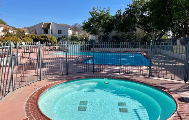1 Bed/1 Bath Condo With Bonus Room