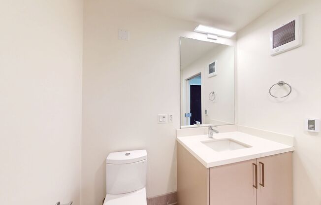 Studio, 1 bath, 473 sqft, $1,895, Unit 421