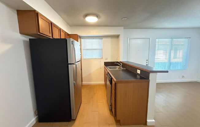 1 bed, 1 bath, 580 sqft, $1,444, Unit PEN-205A