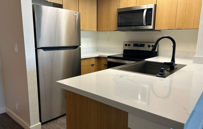 2 beds, 2 baths, 973 sqft, $3,260, Unit 437