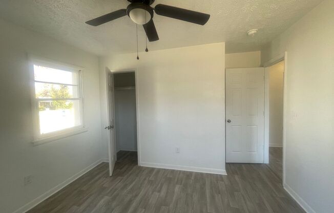 3 beds, 1 bath, $995