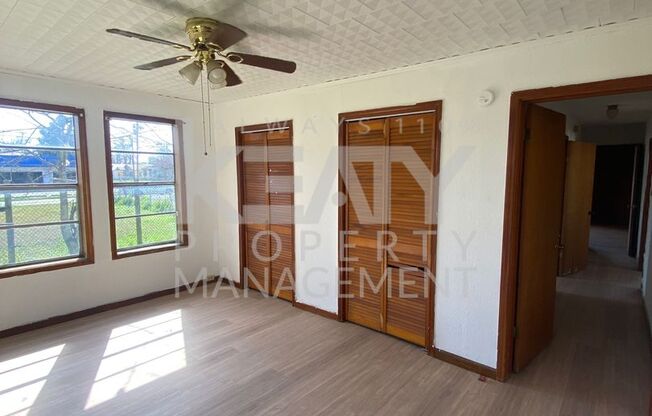 3 bedroom, 2 bathroom home available in New Iberia!