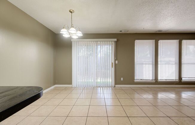 2 beds, 1.5 baths, $1,100