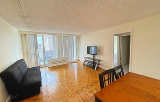 1 bed, 1 bath, 870 sqft, $3,000, Unit 608
