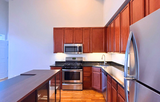 1 bed, 1 bath, $1,885, Unit E4