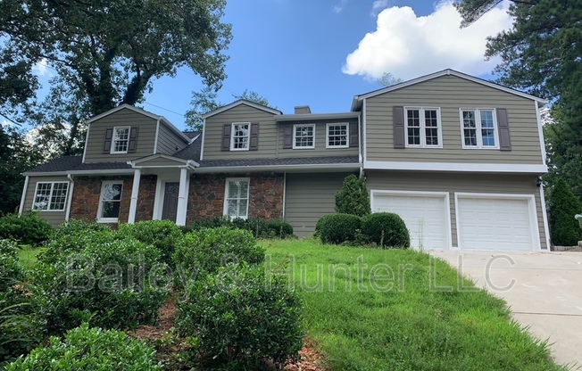 610 DARLINGTON RD NE
