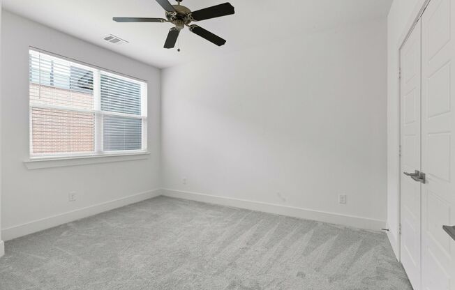 3 beds, 2.5 baths, $2,100