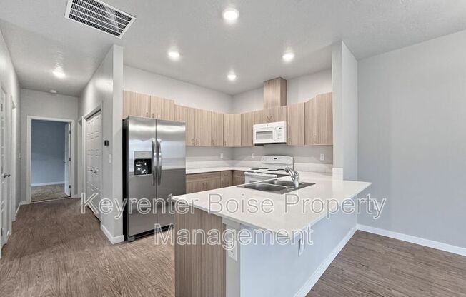 4265 N REED LN