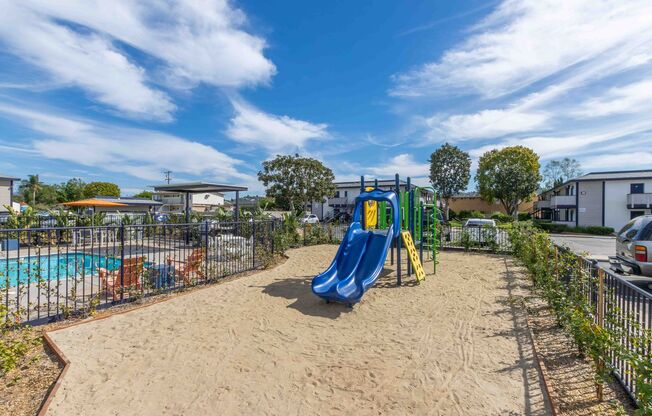 1 bed, 1 bath, 800 sqft, $2,025, Unit 16
