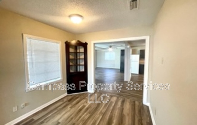 3 beds, 1 bath, 1,612 sqft, $1,550