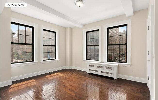 175 W 76 ST