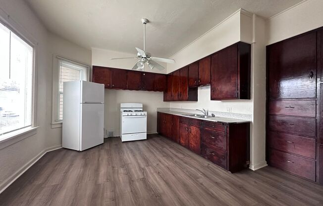 1 bed, 1 bath, 667 sqft, $845, Unit Front