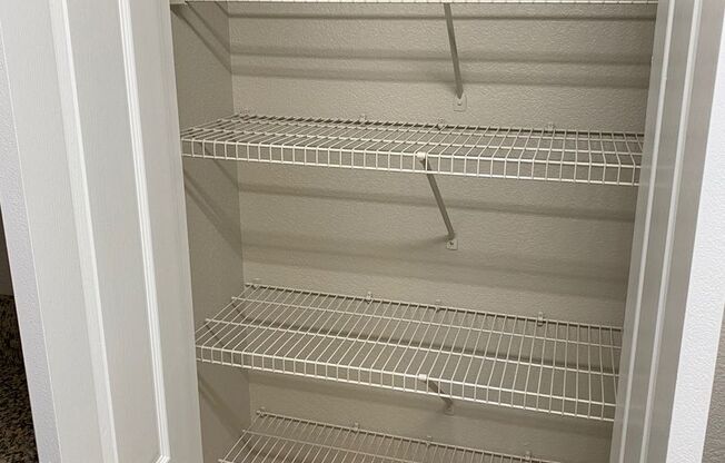 2 beds, 2 baths, $1,400, Unit UNIT # 1190