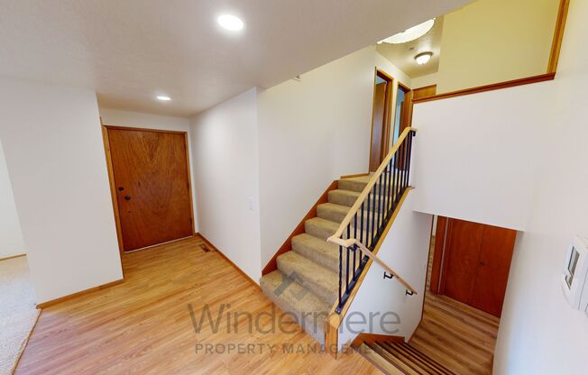 3 beds, 2 baths, $2,195