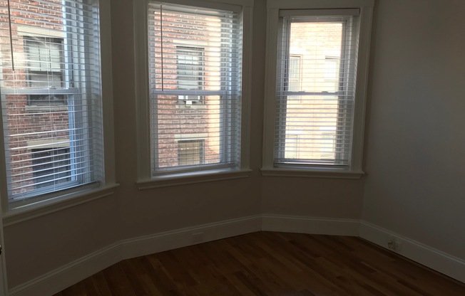 1 bed, 1 bath, 475 sqft, $3,200, Unit 24