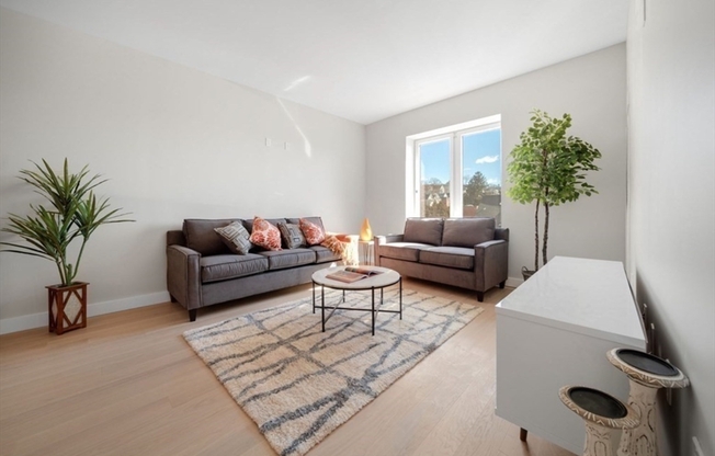932 BROADWAY