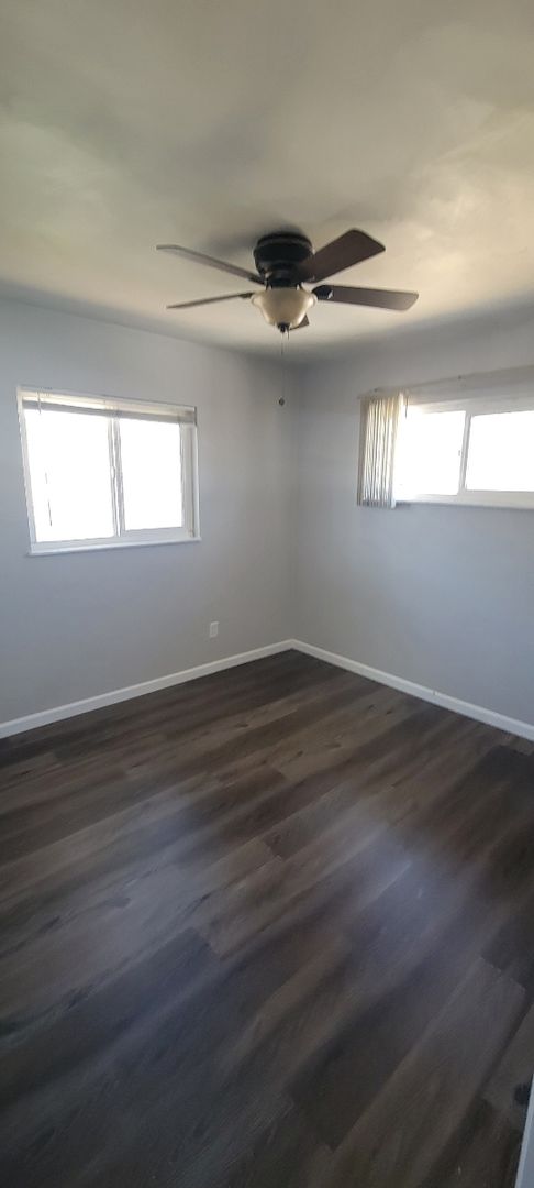 3 beds, 1 bath, $2,900