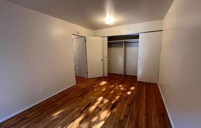 2 beds, 1 bath, $1,750, Unit Unit S