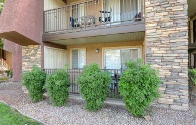 Bella Vita Condominium/Ground Floor/Upgraded/Minutes to the Strip