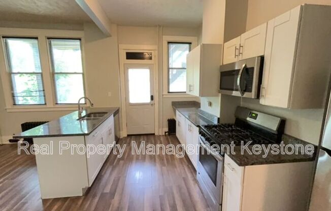 1247 CHARTIERS AVE