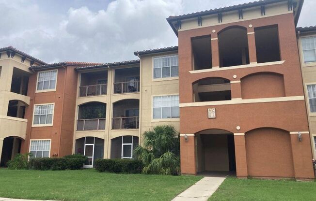 1 bd / 1 ba in Palms Club Community