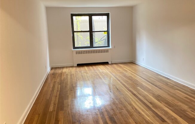 46 Schenck Avenue