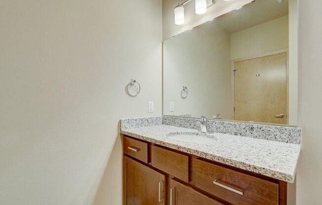 2 beds, 2 baths, 993 sqft, $2,350, Unit 415