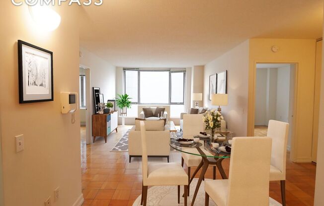 2 beds, 2 baths, $5,800, Unit 311