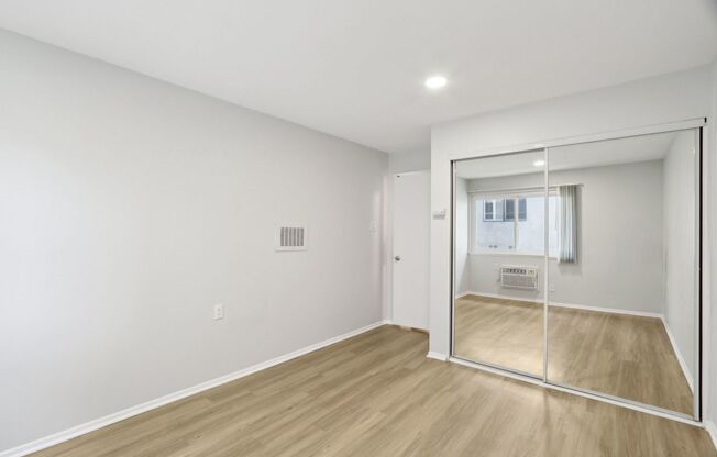 1 bed, 1 bath, 695 sqft, $1,798, Unit 220