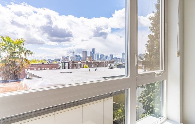 Studio, 1 bath, 175 sqft, $799, Unit 5G