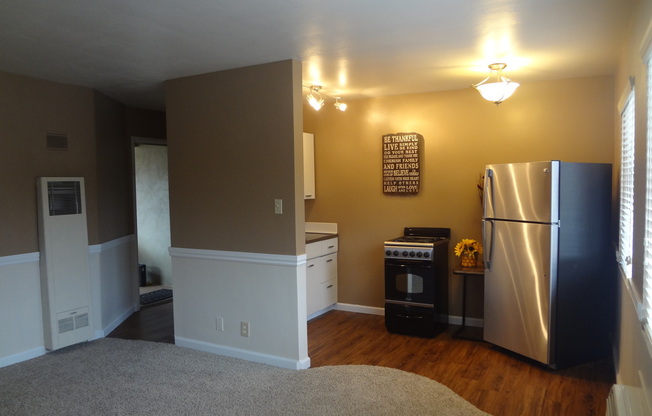 Studio, 1 bath, $1,450, Unit 212