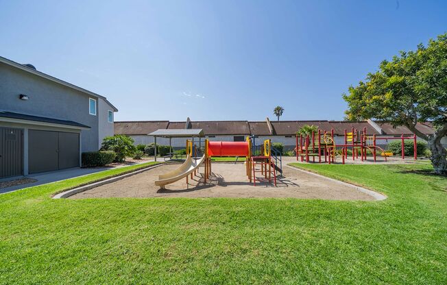 2 beds, 1 bath, 810 sqft, $2,500, Unit 31