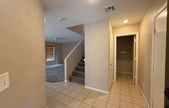Cute 2 story with Move in special
