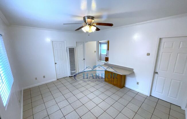 349 - 363 1/2 West Amar Street
