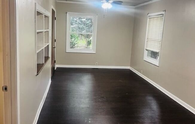 4 beds, 3 baths, $2,600