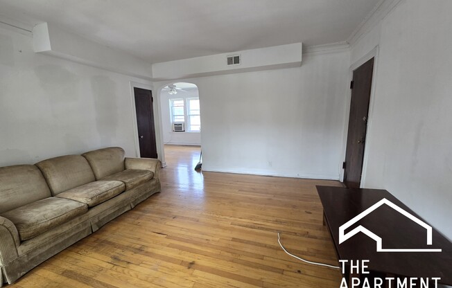2654 W ARDMORE