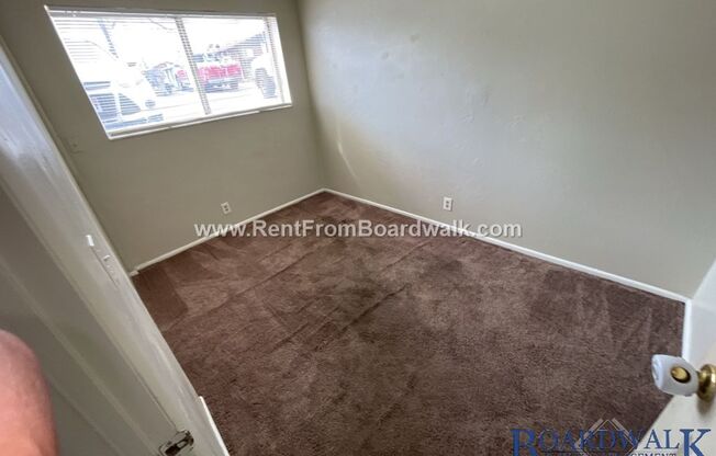 2 beds, 1 bath, 800 sqft, $1,149, Unit 4626 Carnegie Tech St #2