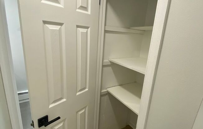 1 bed, 1 bath, 600 sqft, $1,495, Unit D - 25