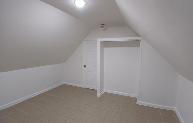66 LINDEN AVE