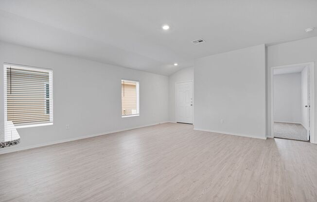 New Construction 3 bed 2 bath home on the Southside!