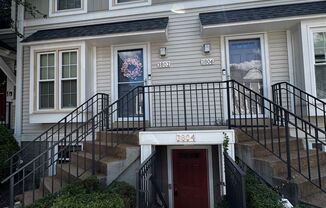 Furnished 2BR, 2BA Condo with Backyard in Arlington