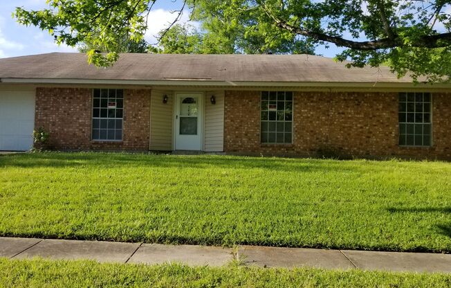 3402 Tara Lane